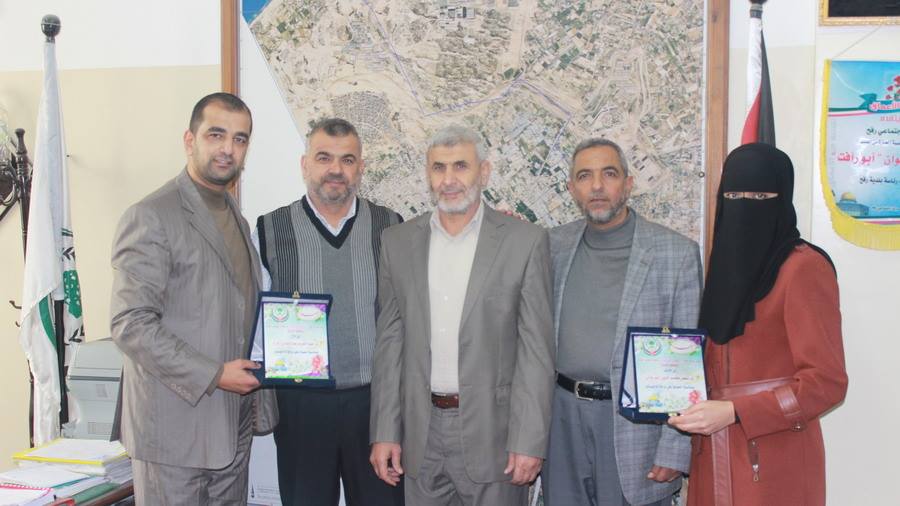 تكريم م. سمر أبو غالي و م. عبد الكريم زعرب بمناسبة حصولهم على درجة الماجستير