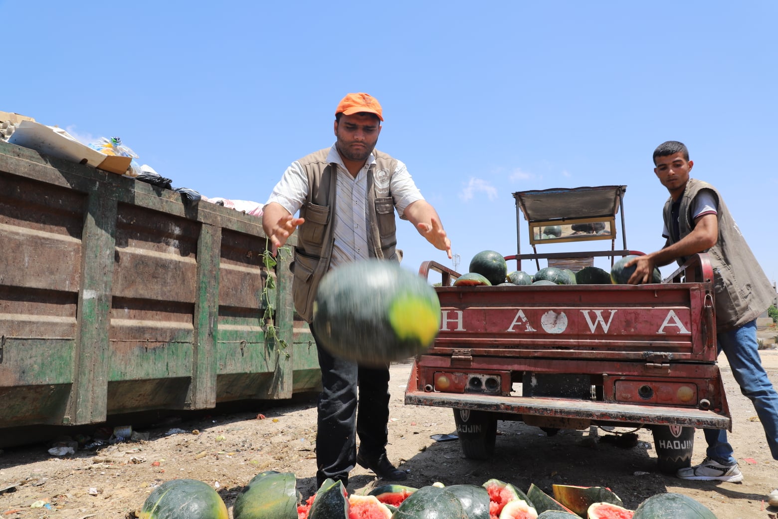 اتلاف 700 كيلو بطيخ فاسد