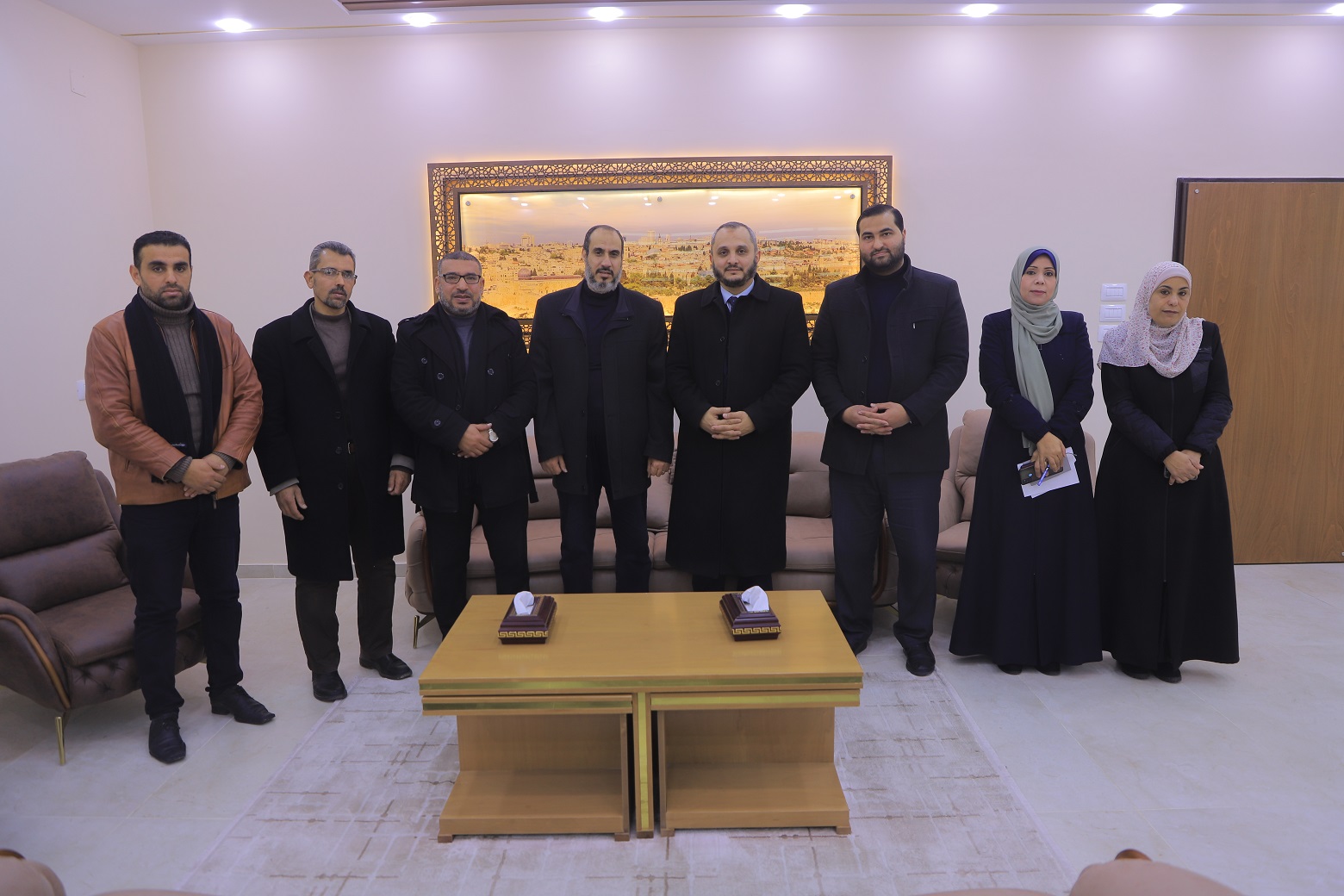 بلدية رفح ووزارة العمل تبحثان ملفات مشتركة