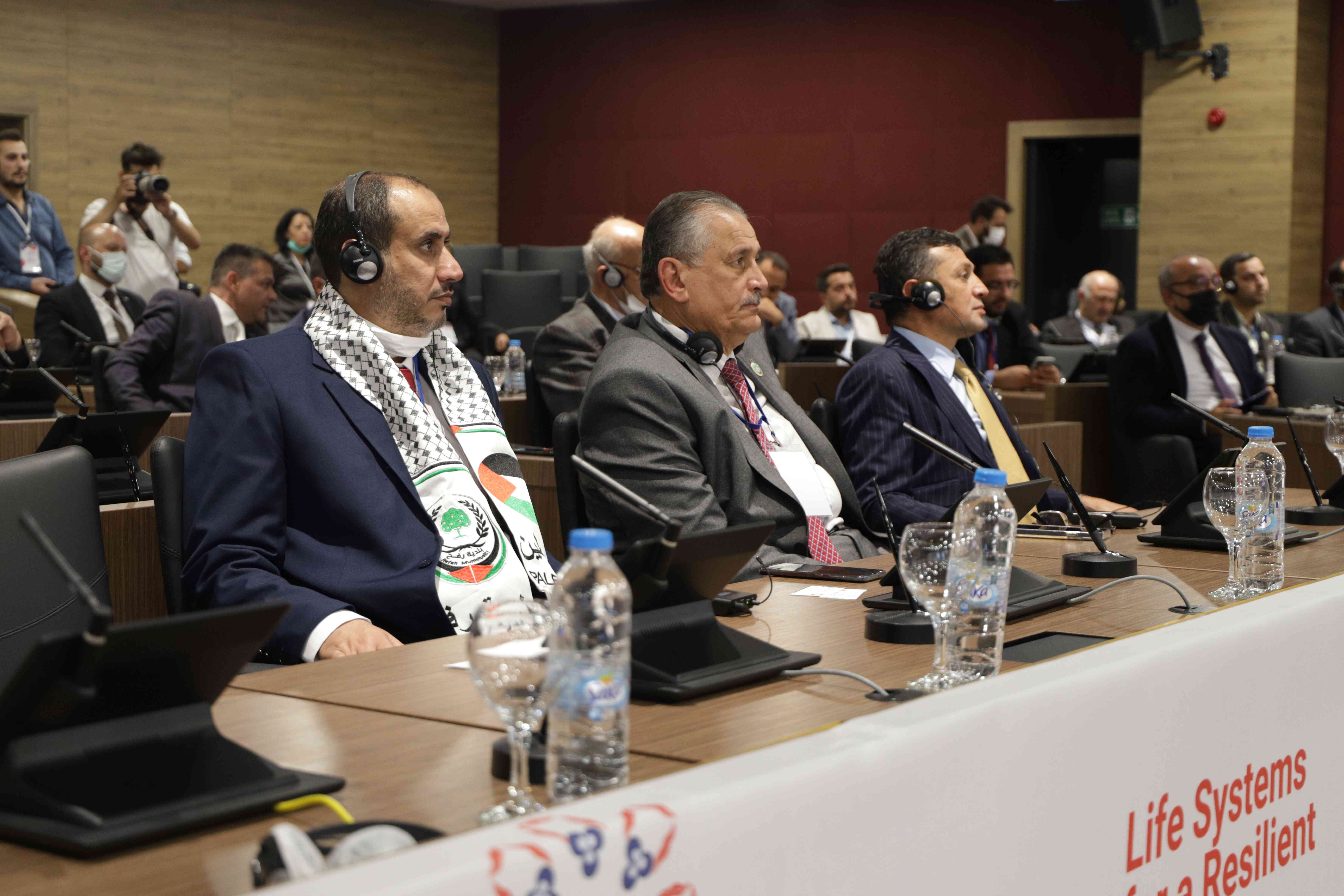 رئيس بلدية رفح يشارك في المنتدى العالمي للمدن الوسيطة