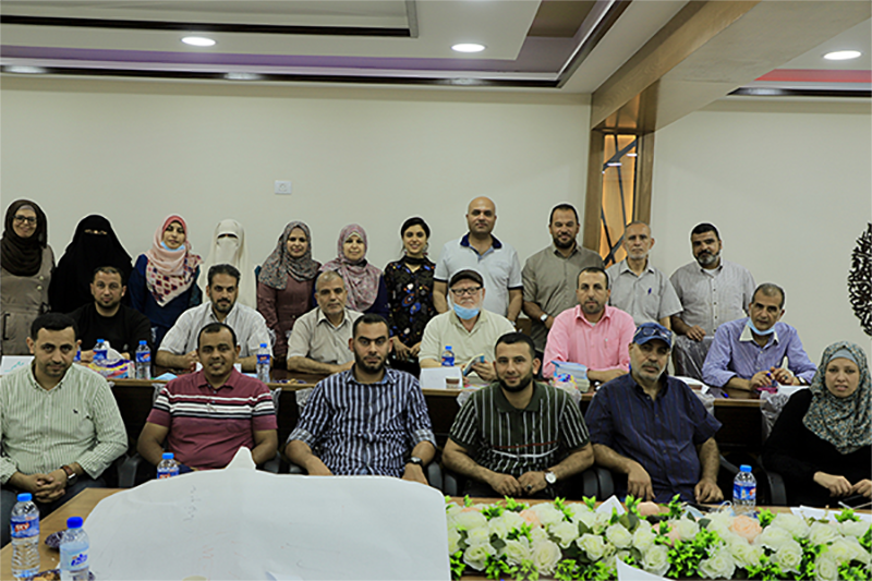 بلدية رفح تختتم دورة تدريبية مكثفة في المساءلة المجتمعية