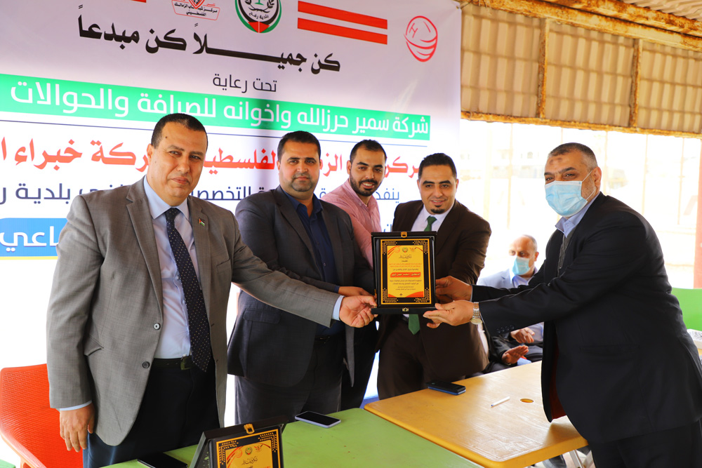 بلدية رفح تختتم برنامجًا تدريبيًا لكوادرها الوظيفية