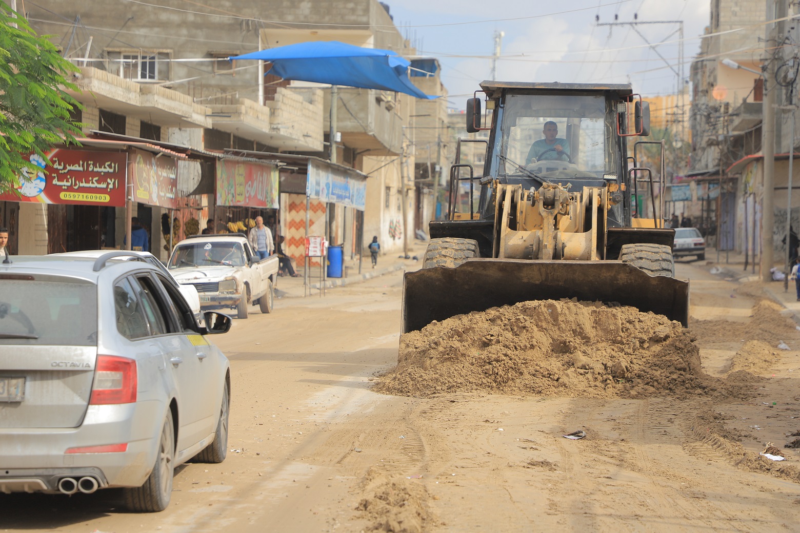 لجنة الطوارئ برفح تستجيب لـ 129 إشارة خلال المنخفض الجوي