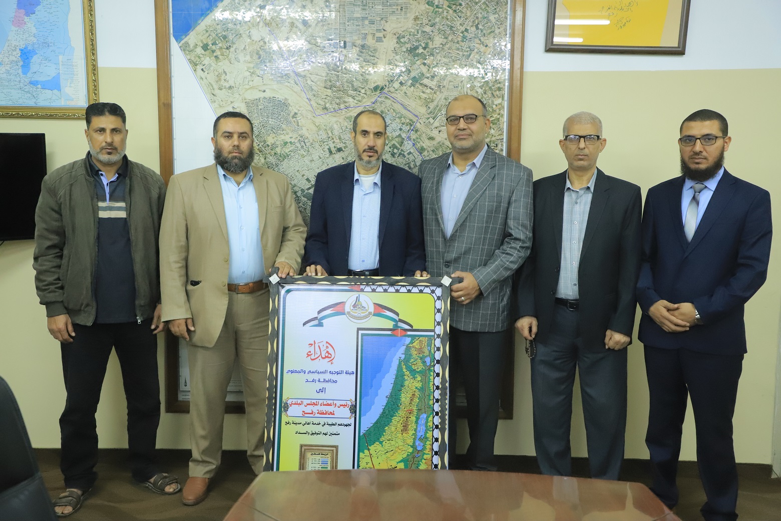 الصوفي يستقبل وفدًا من هيئة التوجيه السياسي والمعنوي