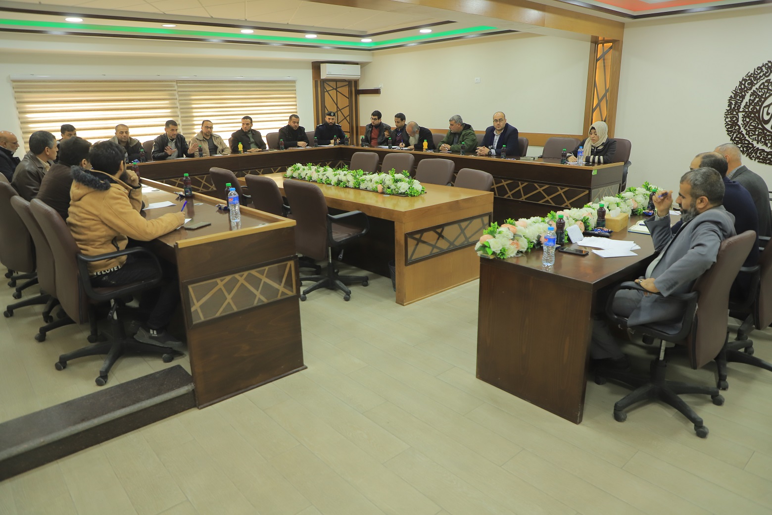 لجنة طوارئ رفح تناقش خطط مواجهة الأحداث الطارئة